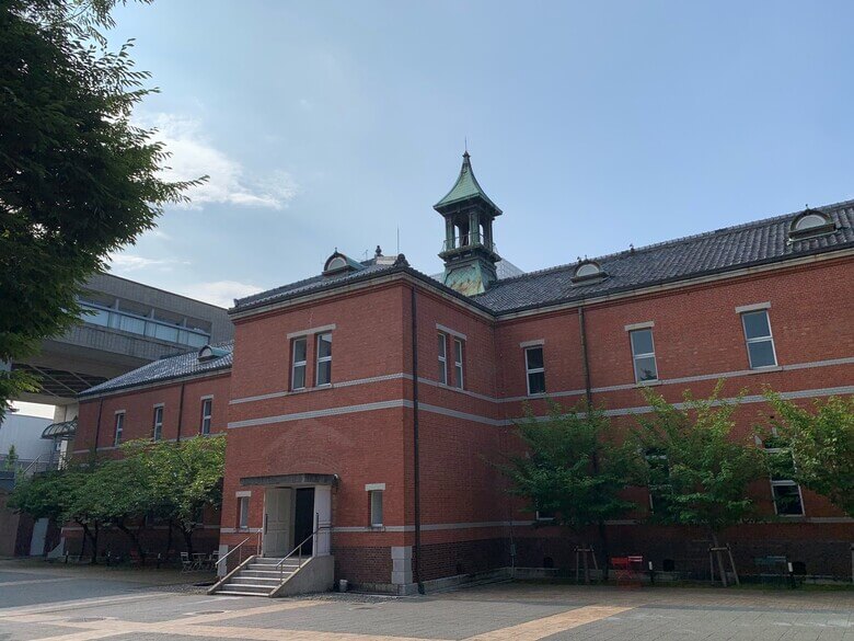 大谷大学 尋源館