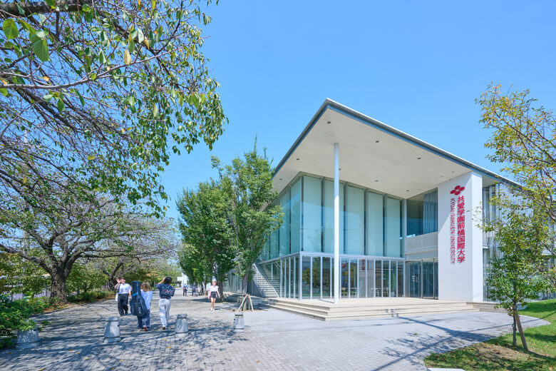 共愛学園前橋国際大学のキャンパス風景