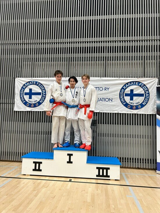 東北福祉大学のフィンランド留学中の空手大会