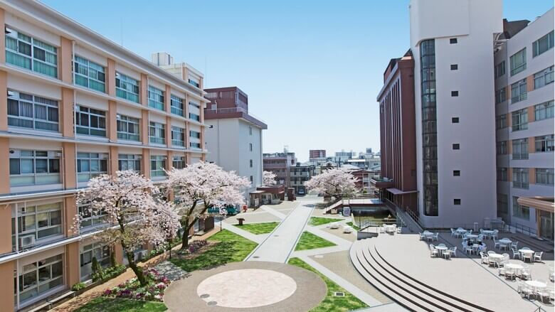 大阪成蹊大学の外観