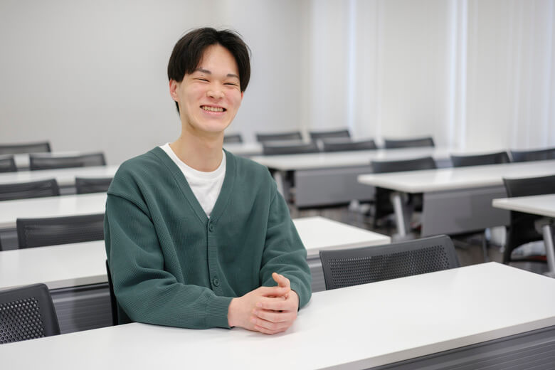 大阪成蹊大学の学生インタビュー