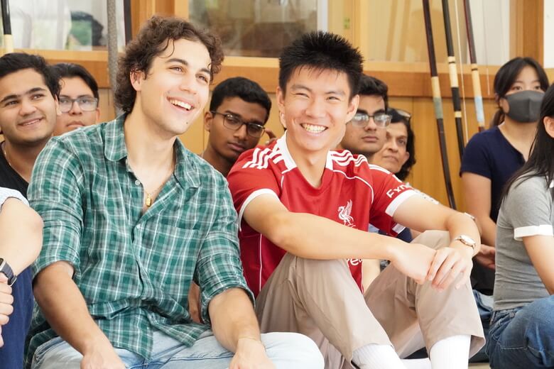 京都橘大学を訪れた海外の学生2