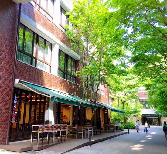 甲南大学の「ポルト」