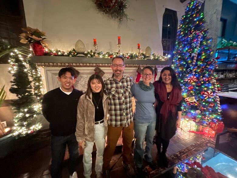 宮崎国際大学 留学先でホストファミリーとクリスマスを過ごす様子