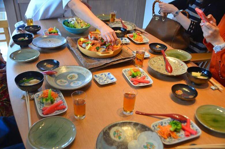 トンプソンインターナショナルの食事イベント