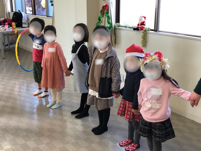 キディ学園のクリスマスパーティー